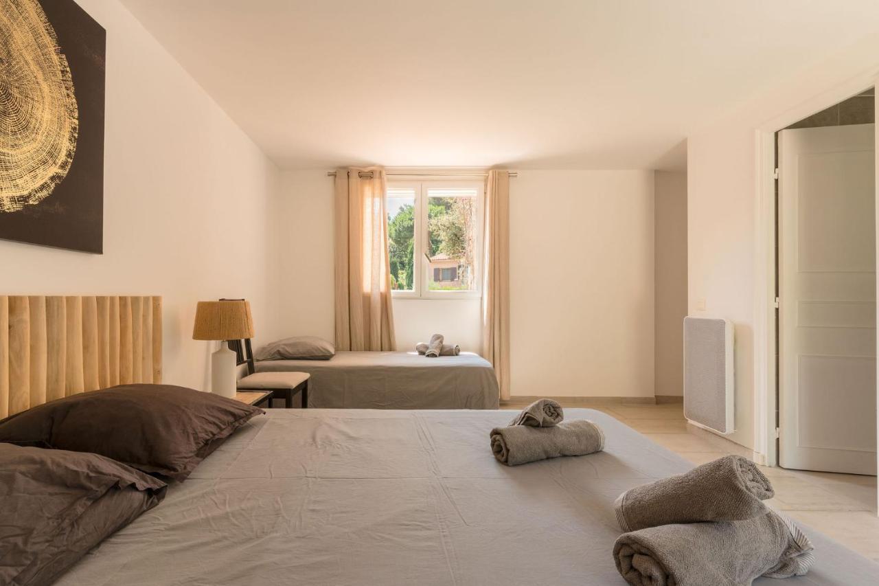 Villa Vue Mer Presqu'Ile De Giens Avec Piscine Hyères Exterior foto